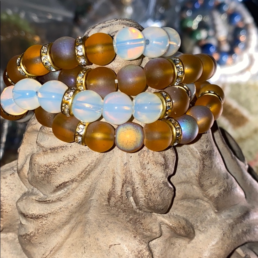 Moon 🌙 struck stretch stack bracelet